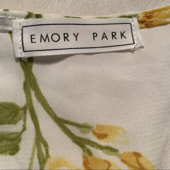 Cute Wrap Tie Top - Picture 8 of 10